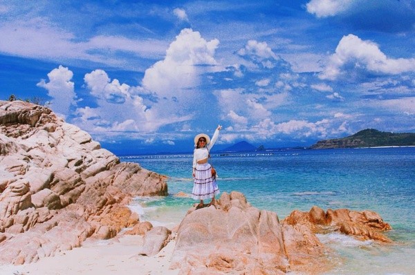 Cùng đại lý vé máy bay giá rẻ khám phá bãi biển đẹp bậc nhất Phú Yên