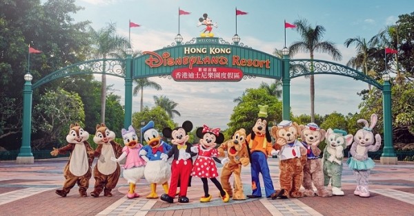 Tìm vé máy bay giá rẻ khám phá xứ sở thần tiên Disneyland Hong Kong