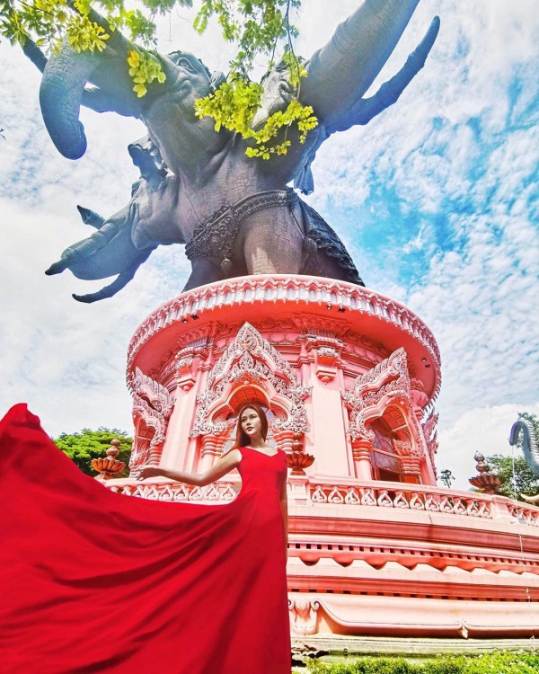 Giá vé máy bay khám phá bảo tàng sống ảo đẹp nhất Bangkok