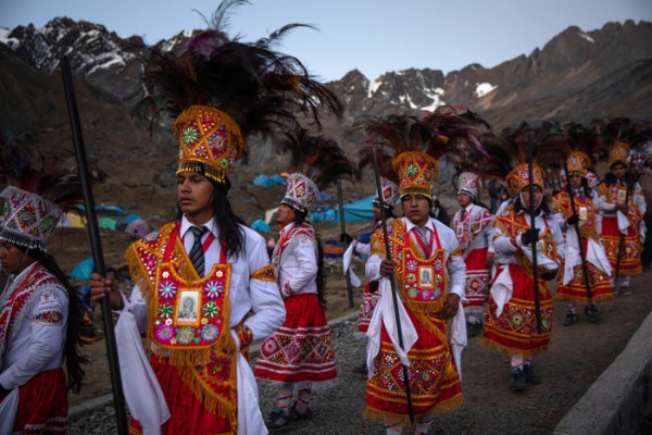 Đại lý vé máy bay – Khám phá lễ hội tuyết và sao ở Peru