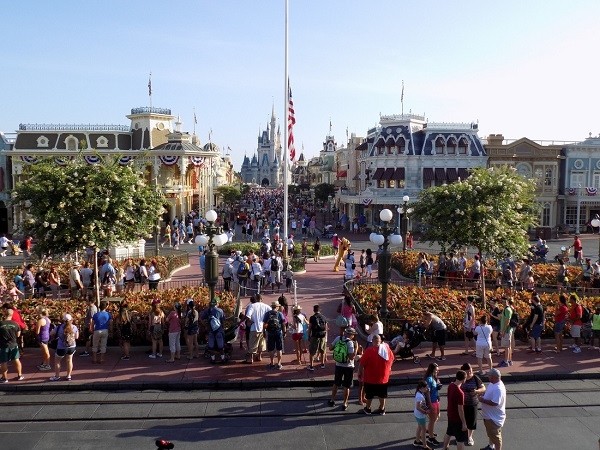 Đại lý vé Vietnam Airline - Lạc vào Disneyland ở Florida