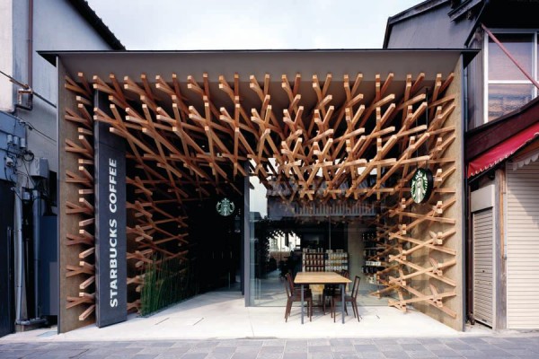 Săn vé bay giá rẻ  –  Kiến trúc đặc biệt của tiệm Starbucks ở Nhật Bản