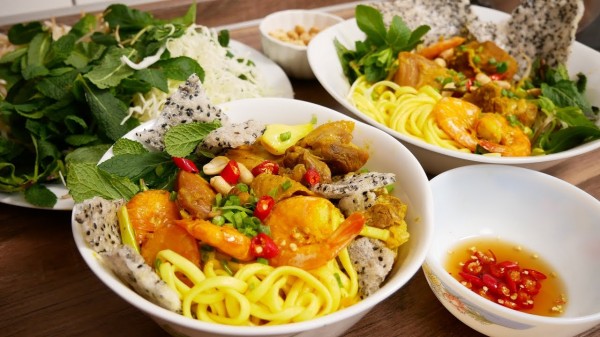 Đại lý vé máy bay – Thưởng thức ẩm thực Quảng Nam