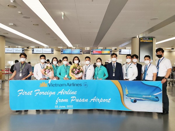 VNA là hãng hàng không nước ngoài đầu tiên khai thác đến sân bay Busan, Hàn Quốc